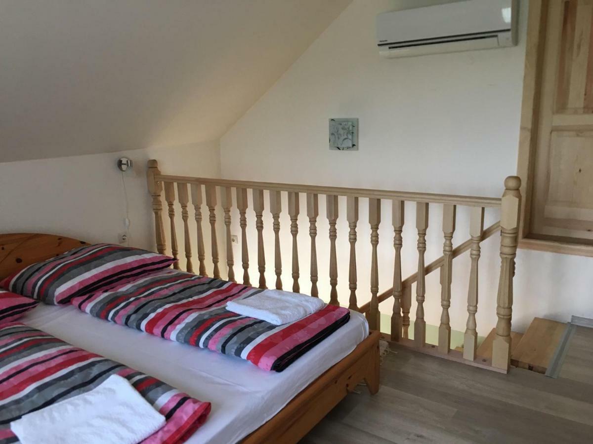 Napfény Apartman Sárospatak Exterior foto